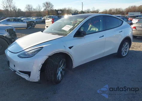 2022 Tesla Model Y Long Range Dual Motor All-Wheel Drive из США, поврежденный, VIN 7SAYGDEE1NF321826